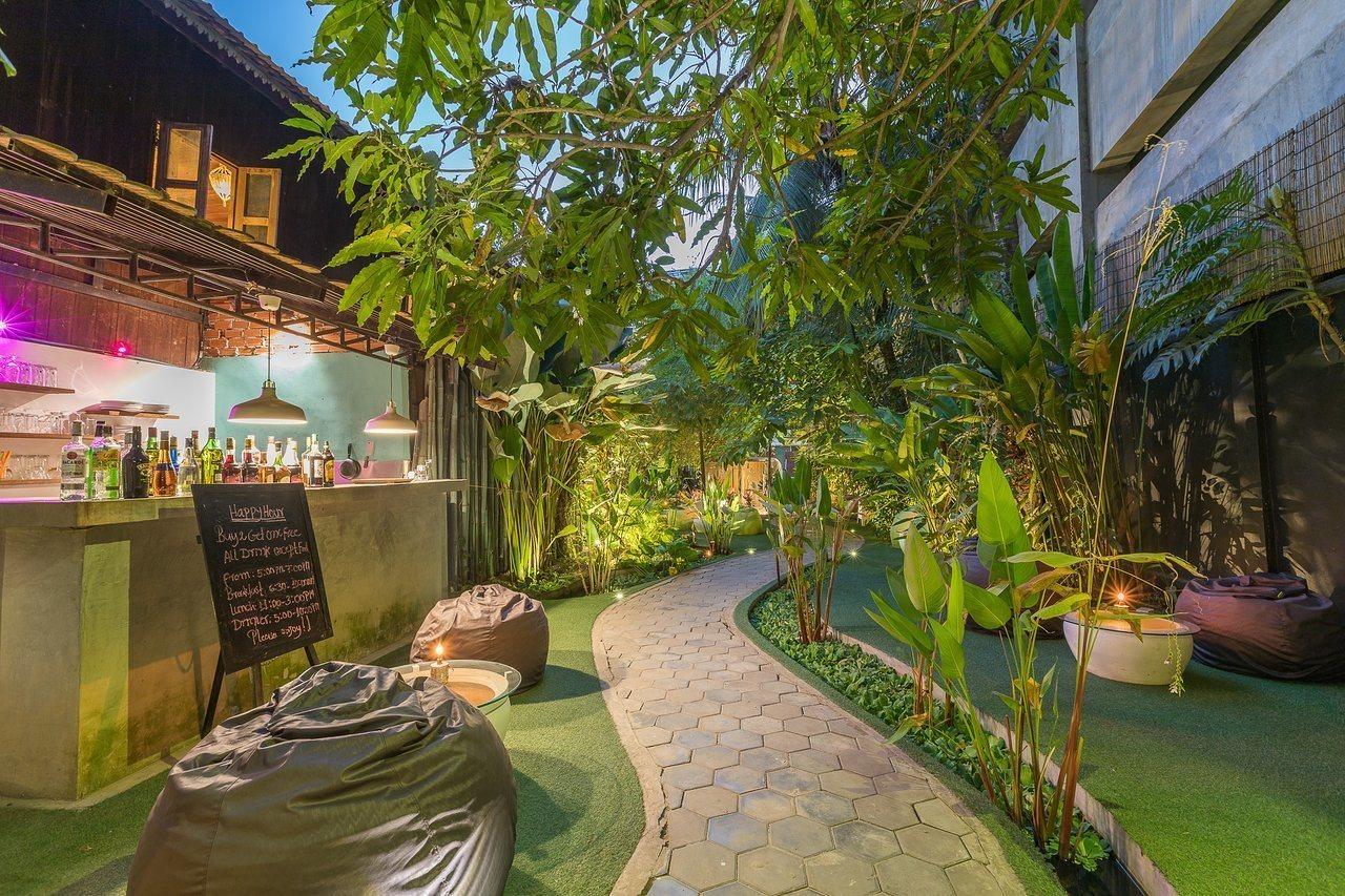 Ashia Hotel & Lounge Siem Reap Exterior foto